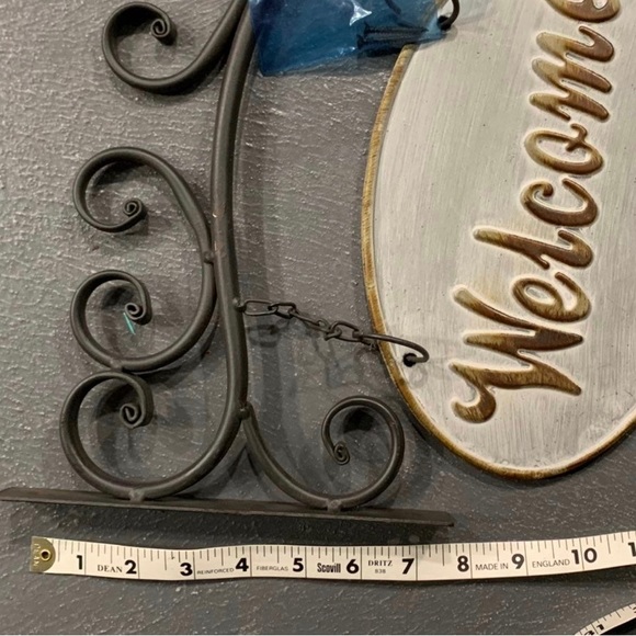 Hanging metal welcome sign - Picture 6 of 8